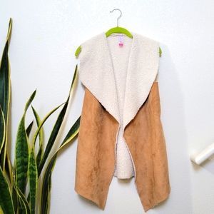 Sherpa-like lined vest